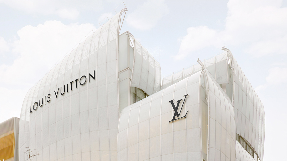 Frank Gehry creates a miniature Fondation Louis Vuitton in Seoul